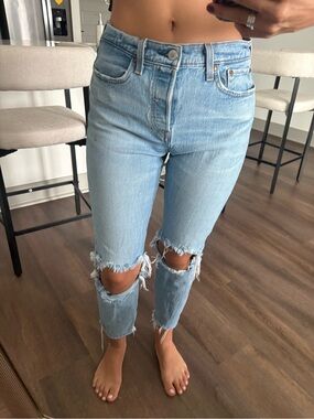 Levi's Light Blue High-Rise Distressed Knee-Rip Jeans